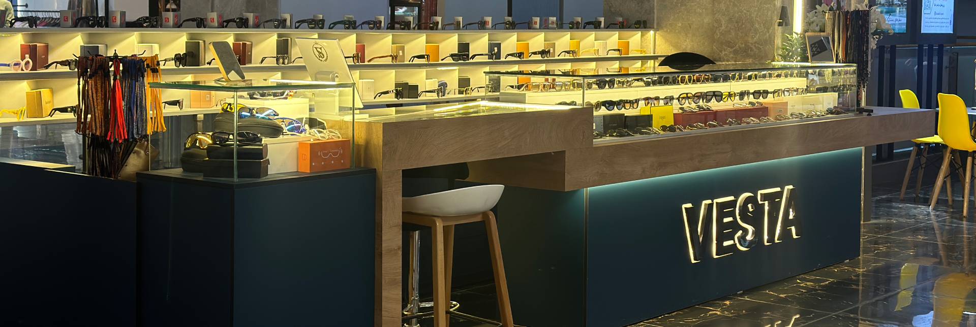 بندرعباس مال - وستا